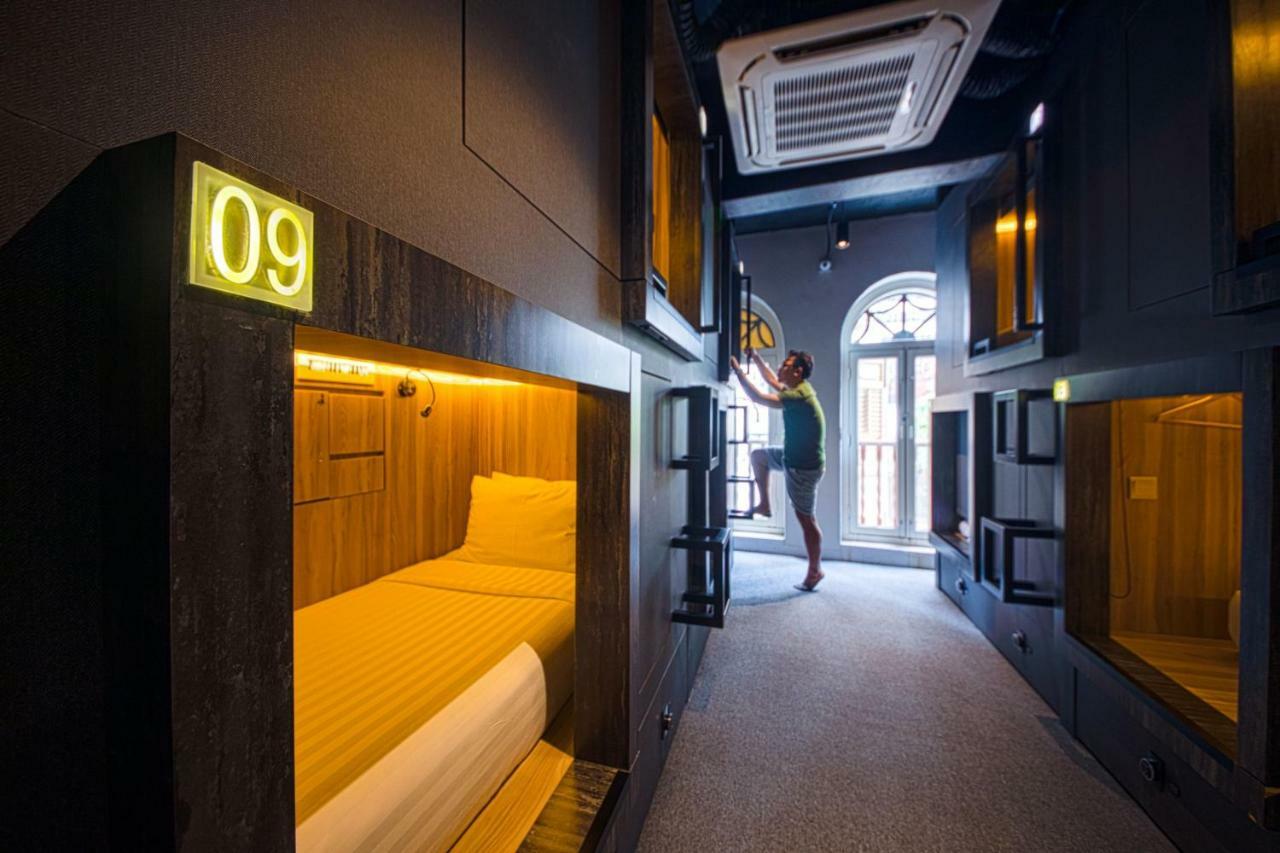 Cube Boutique Capsule Hotel At Chinatown Сингапур Экстерьер фото