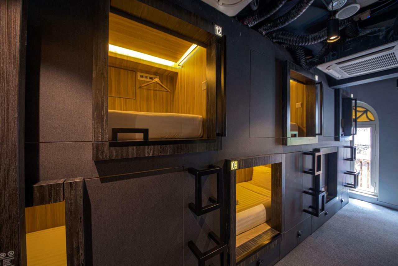 Cube Boutique Capsule Hotel At Chinatown Сингапур Экстерьер фото
