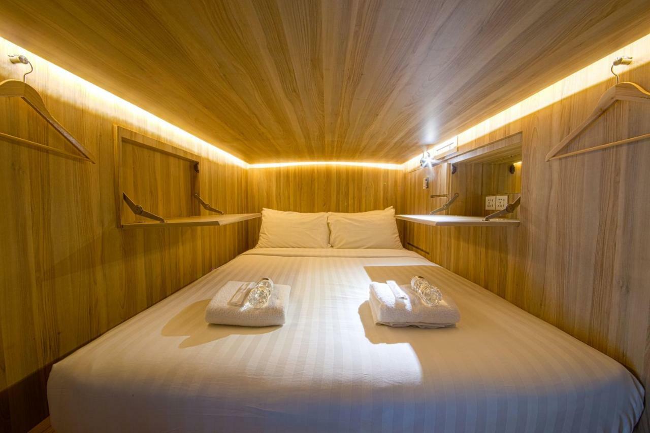 Cube Boutique Capsule Hotel At Chinatown Сингапур Экстерьер фото